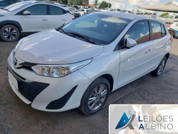 TOYOTA YARIS 21/22