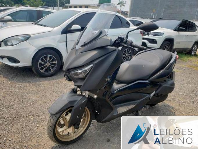 YAMAHA XMAX 20/21