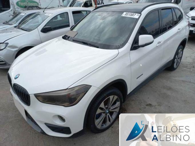 BMW X1 15/15