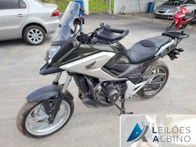 HONDA NC 750X 18/18