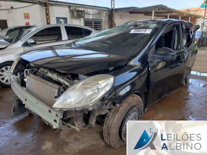 NISSAN VERSA 20/20